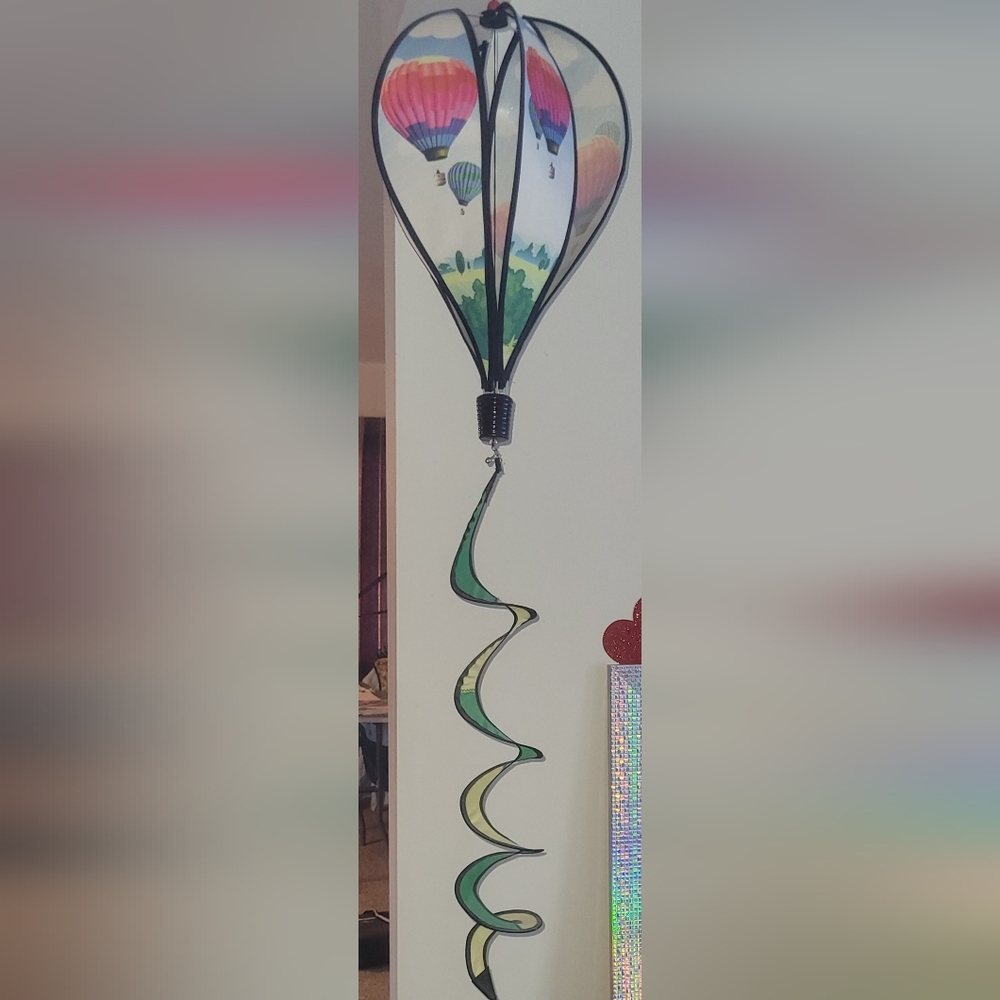 Colorful Hot Air Balloon Decor